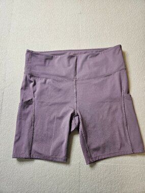 All In Motion lilac bike shorts - size Large